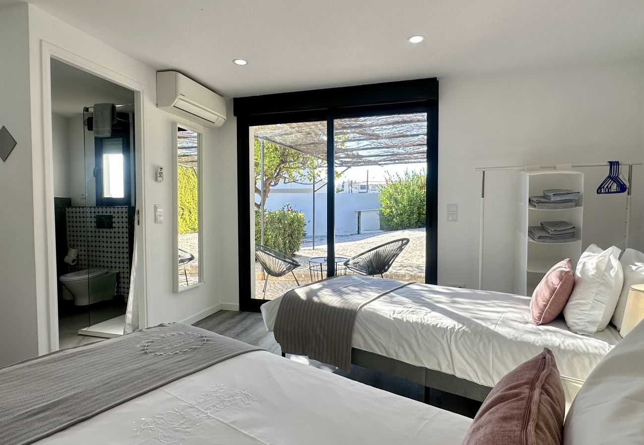 Villa em Albufeira - Strip | Piscina Privada | 12 Pax | Albufeira