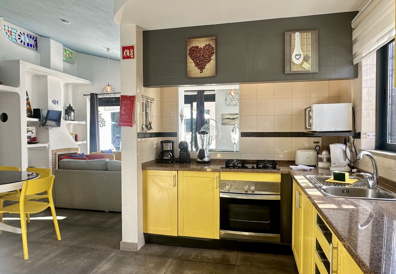Villa em Albufeira - Strip | Piscina Privada | 12 Pax | Albufeira