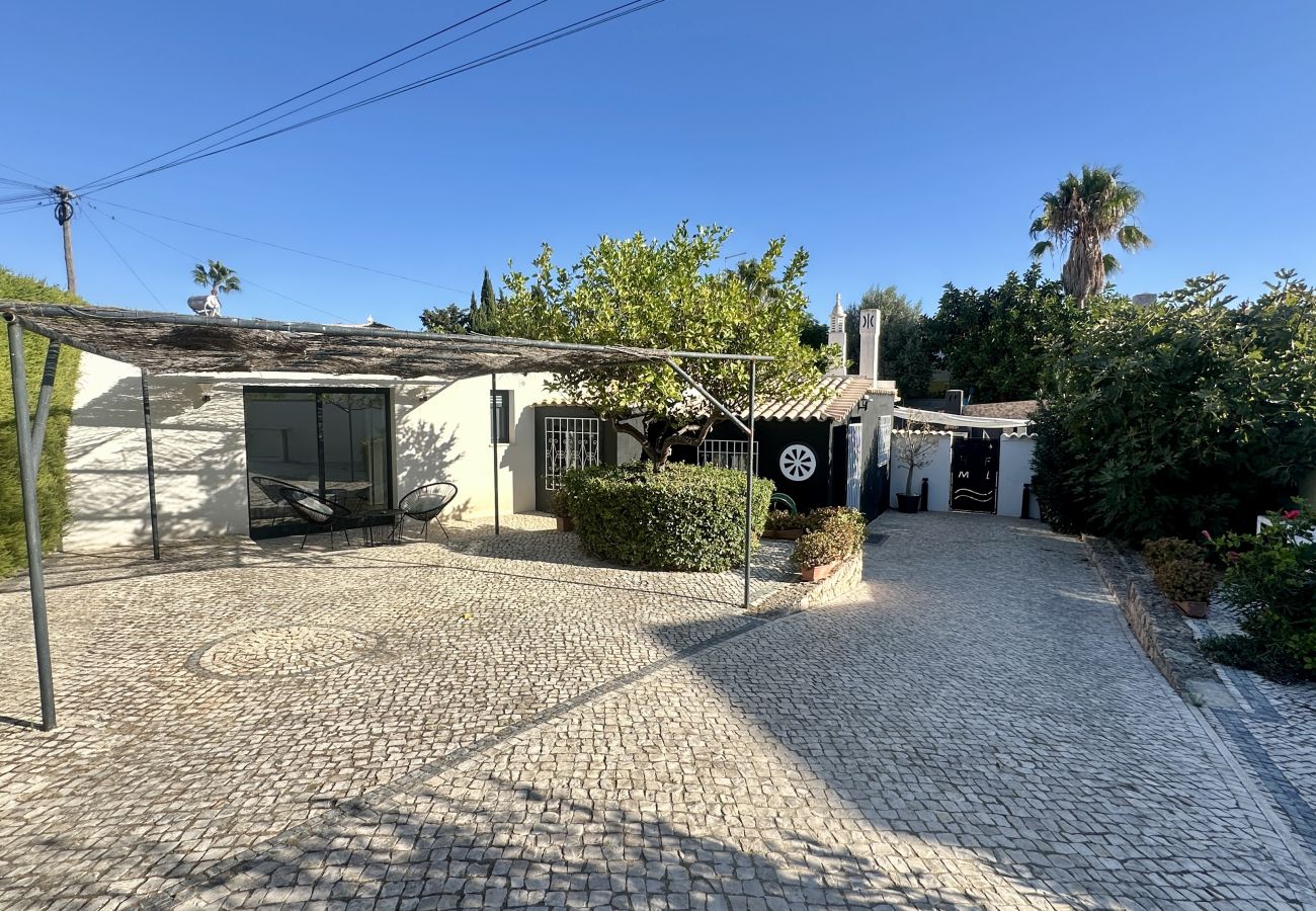 Villa em Albufeira - Strip | Piscina Privada | 12 Pax | Albufeira