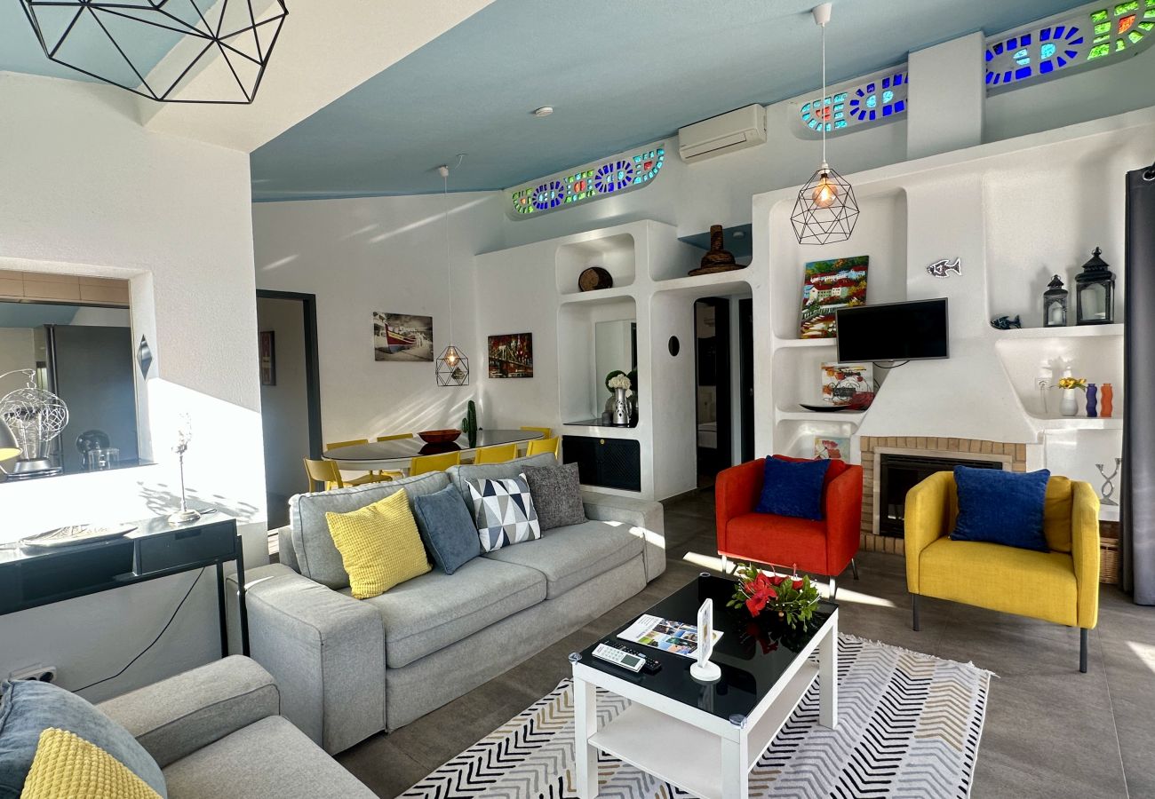 Villa em Albufeira - Strip | Piscina Privada | 12 Pax | Albufeira