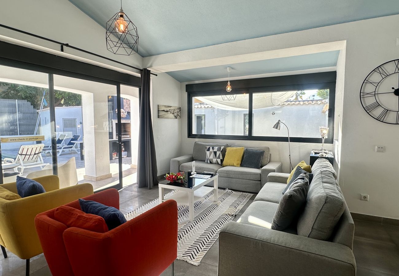Villa em Albufeira - Strip | Piscina Privada | 12 Pax | Albufeira