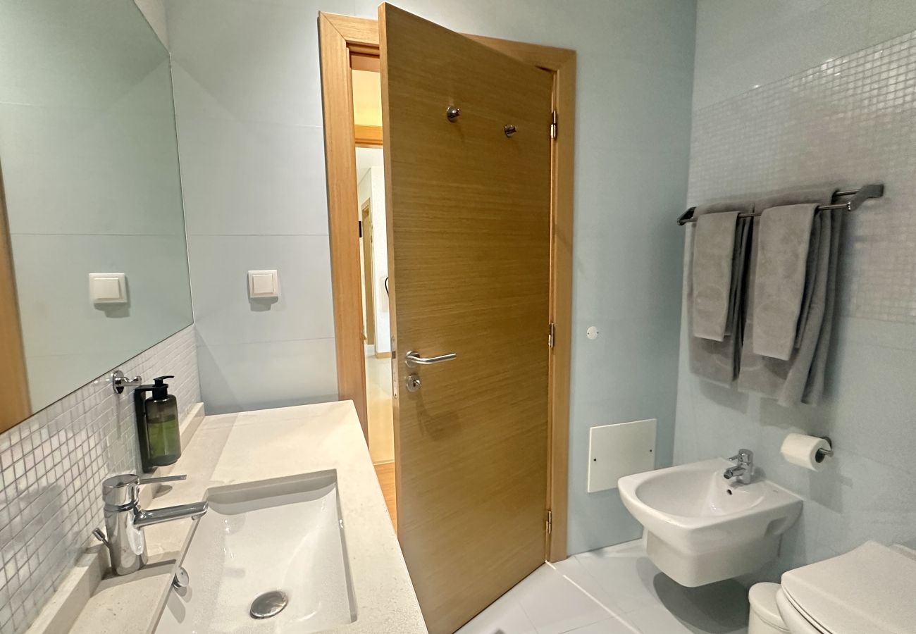 Apartamento em Albufeira - Garden Hill M | Piscina Comum | 6 Pax | Albufeira