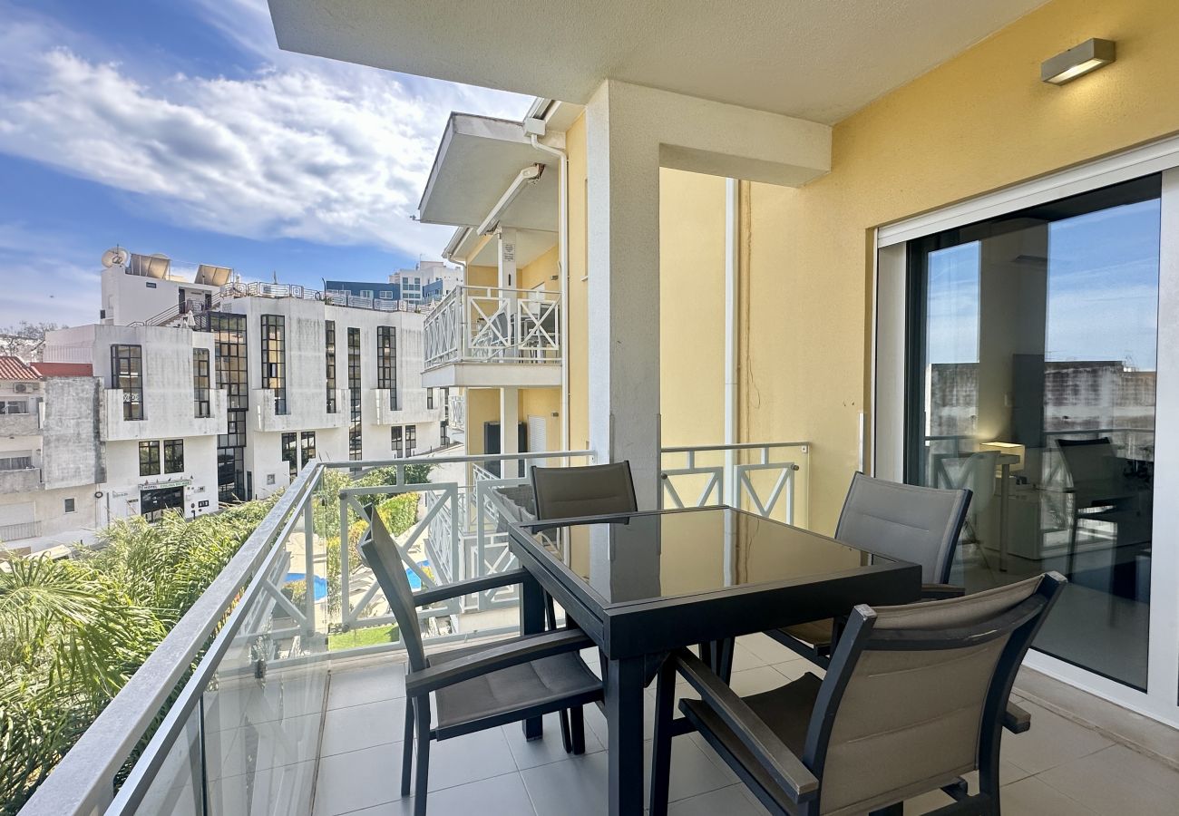 Apartamento em Albufeira - Garden Hill M | Piscina Comum | 6 Pax | Albufeira