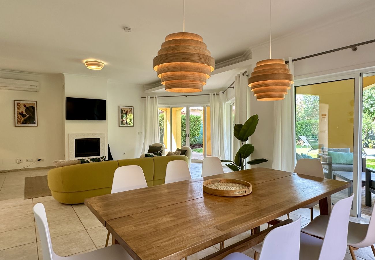 Villa em Vilamoura - Casa Bonita | Piscina Privada | 8 P | Vilamoura