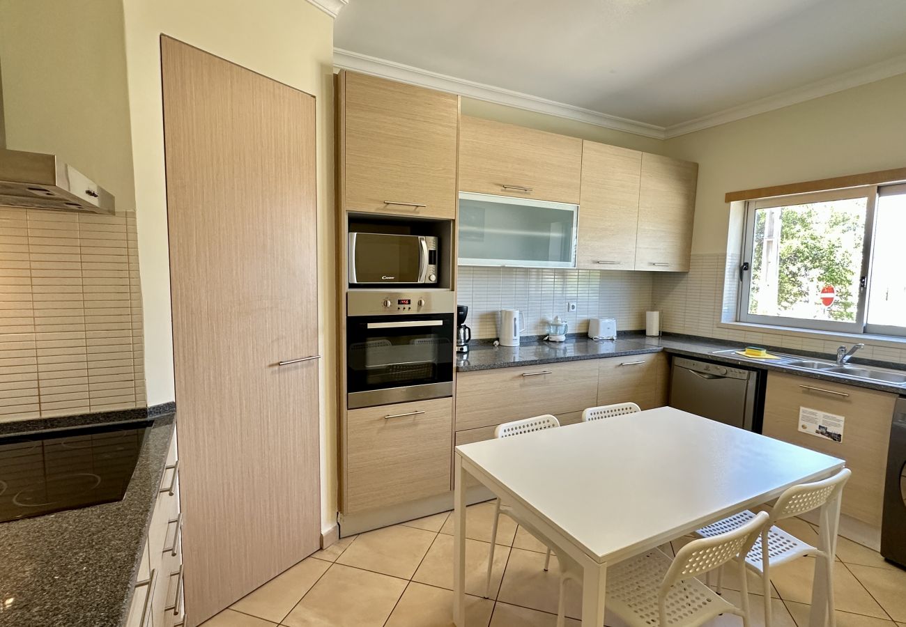 Casa em Albufeira - Santa Maria N | Piscina Comum | 8 Pax | Albufeira