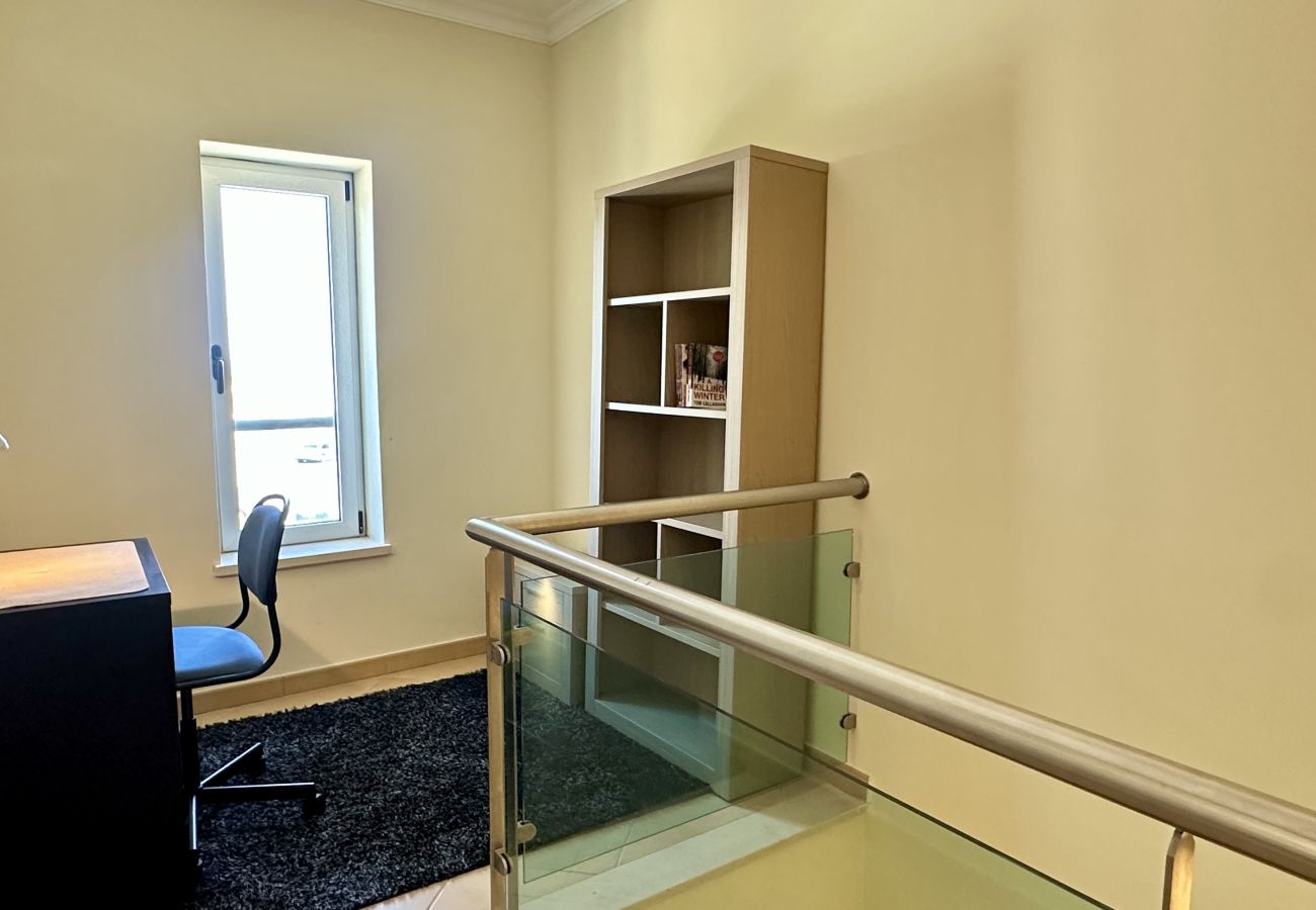 Casa em Albufeira - Santa Maria N | Piscina Comum | 8 Pax | Albufeira