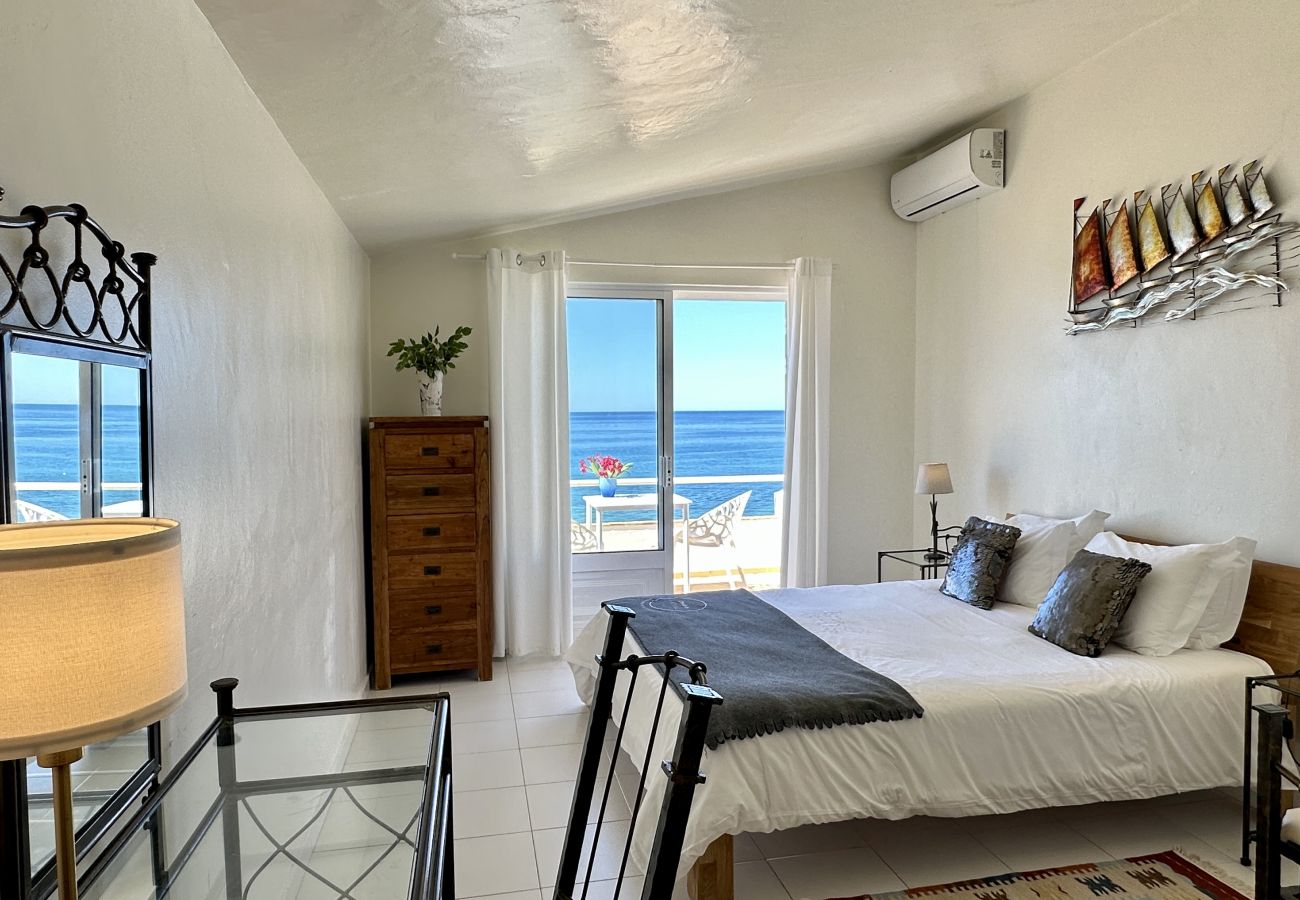 Villa em Albufeira - Beira Mar | Piscina Privada | 7 Pax | Albufeira