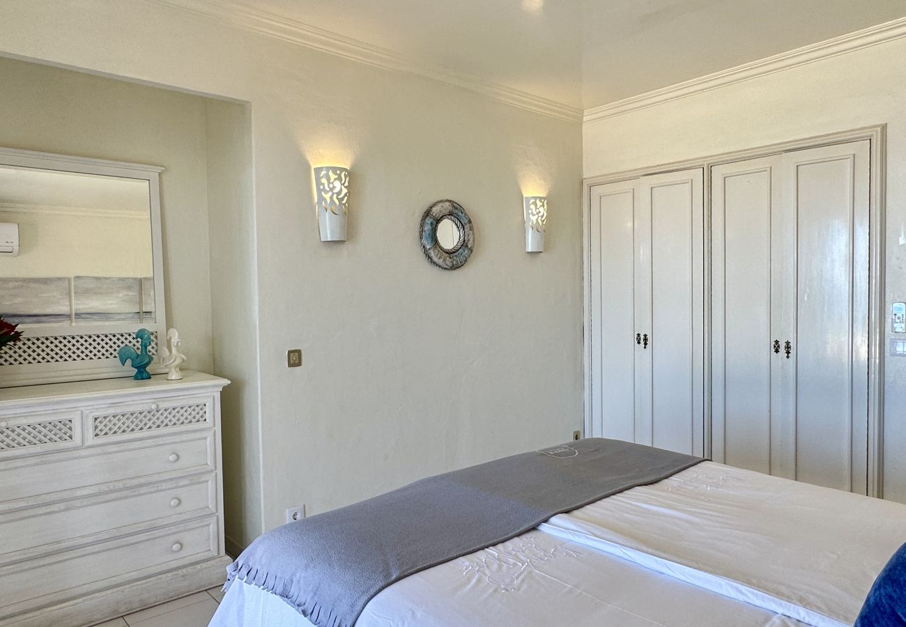 Villa em Albufeira - Beira Mar | Piscina Privada | 7 Pax | Albufeira