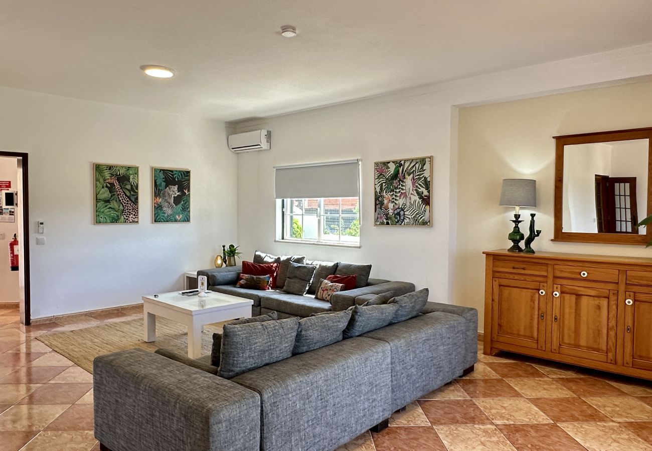 Villa em Albufeira - Abby | Piscina Privada | 11 Pax | Albufeira