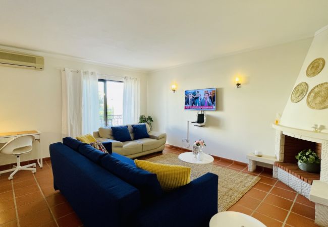 Casa geminada em Quarteira - Neridas Villa by Check-in Portugal Casa geminada em Quarteira - Neridas Villa by Check-in Portugal