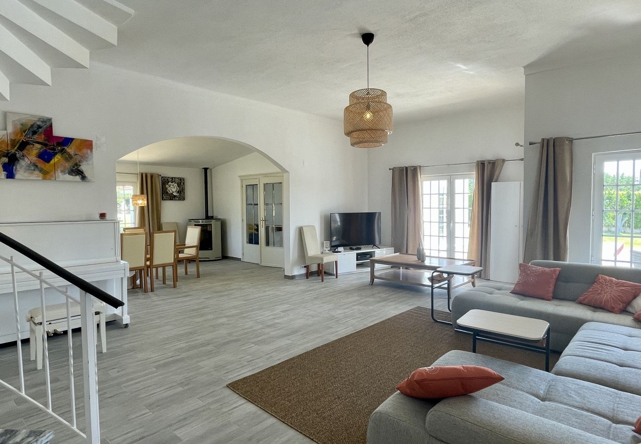 Villa em Quarteira - Laranjal by Check-in Portugal