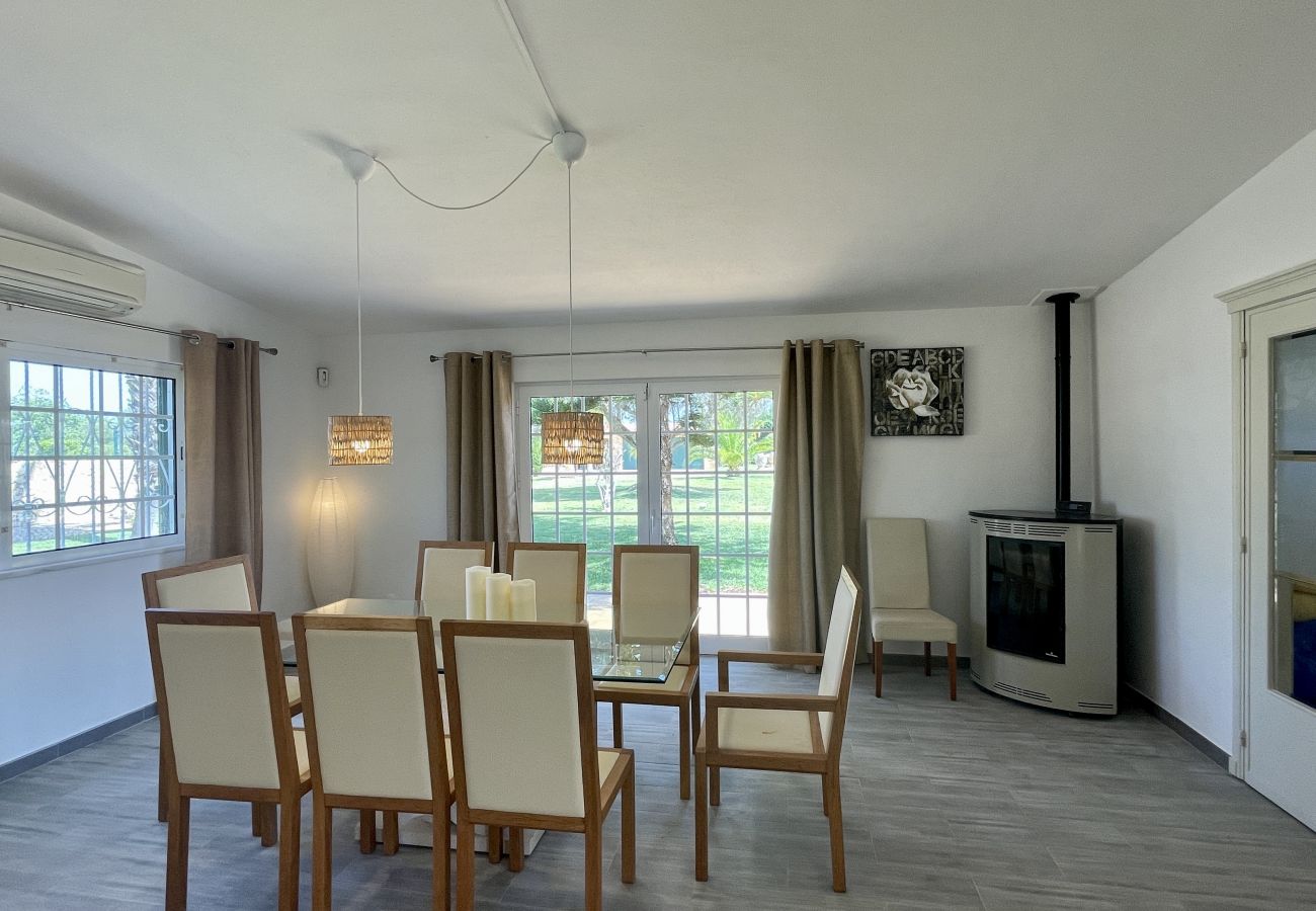 Villa em Quarteira - Laranjal by Check-in Portugal