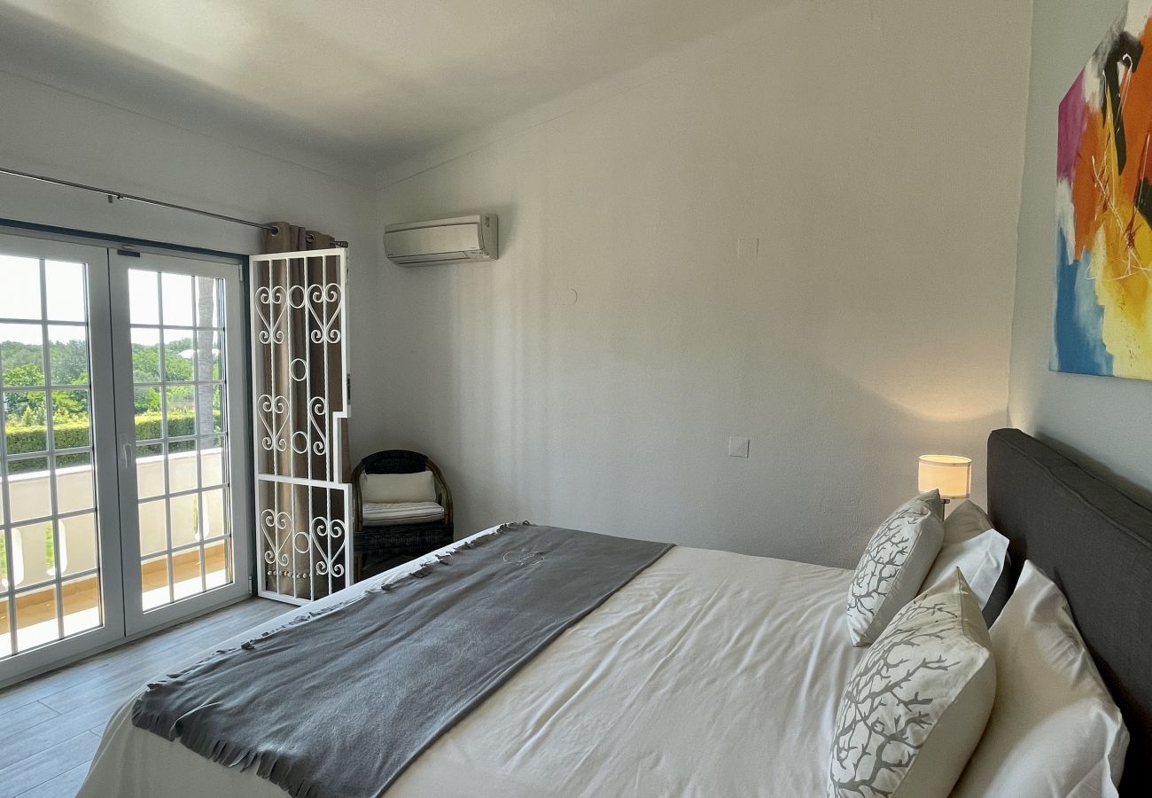 Villa em Quarteira - Laranjal by Check-in Portugal