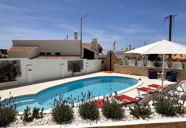 Villa em Albufeira - Buganvília by Check-in Portugal