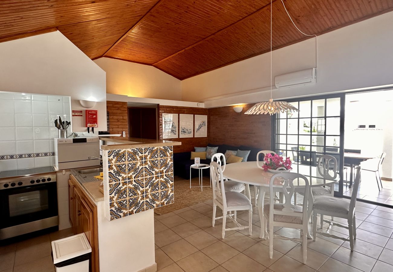 Villa em Albufeira - Buganv&iacute;lia by Check-in Portugal