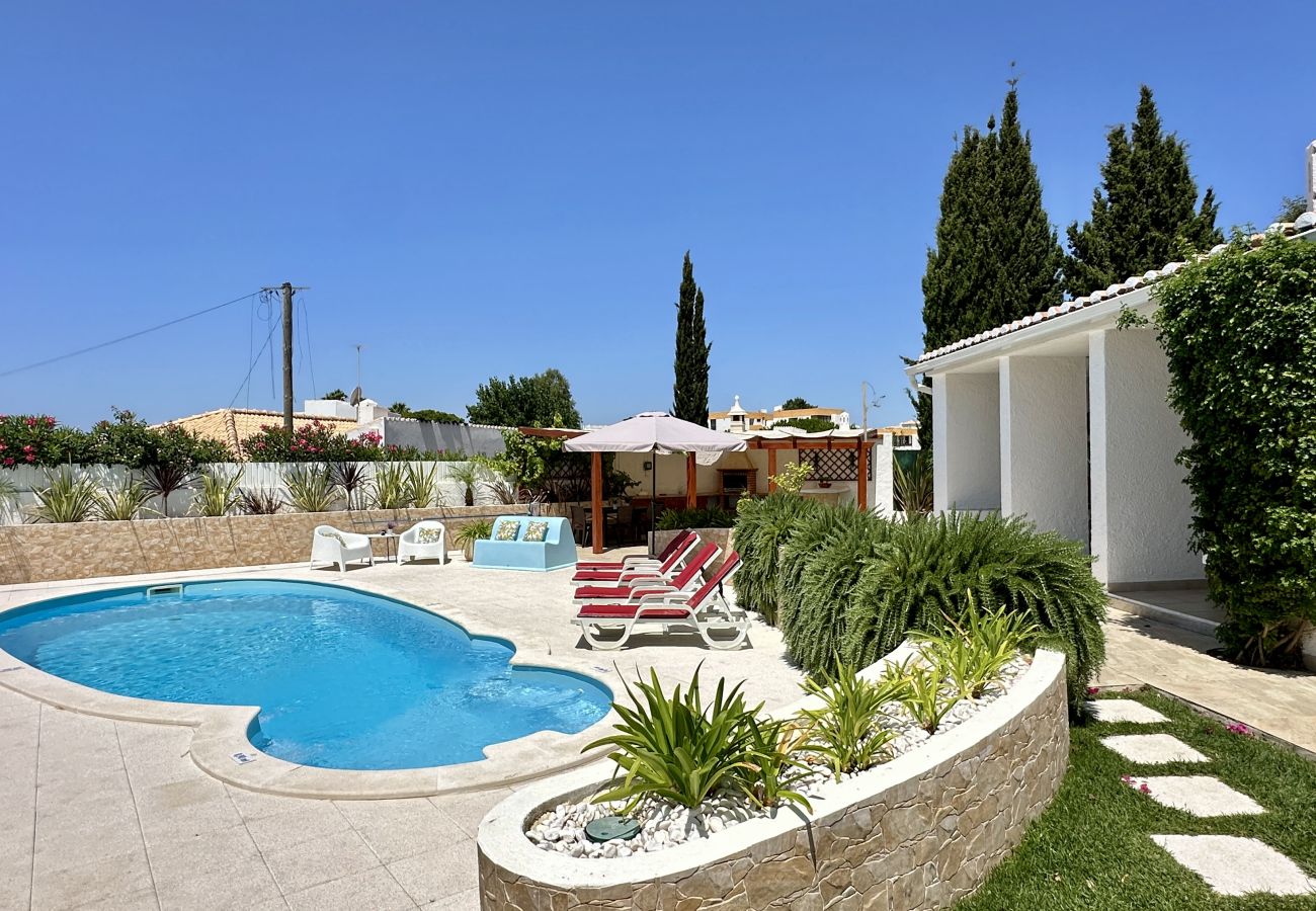 Villa em Albufeira - Buganvília | Piscina Privada | 10 Pax | Albufeira