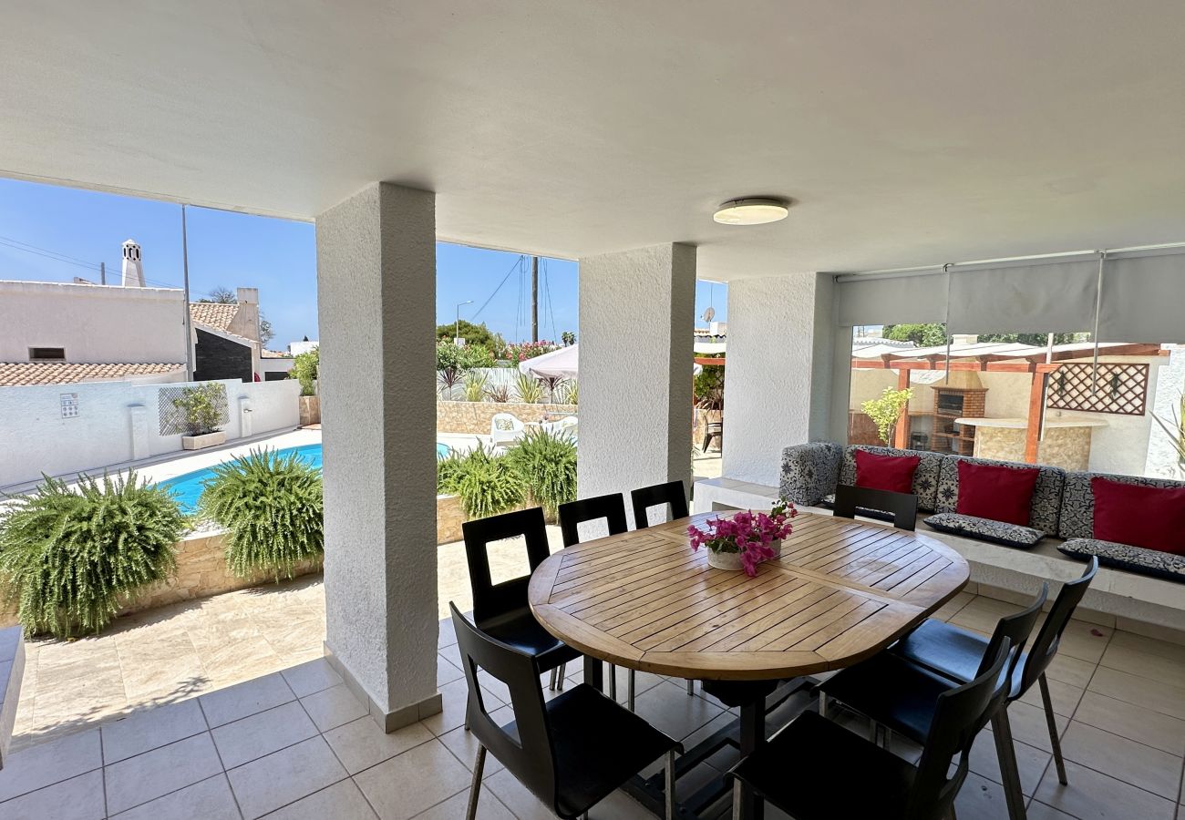 Villa em Albufeira - Buganvília | Piscina Privada | 10 Pax | Albufeira