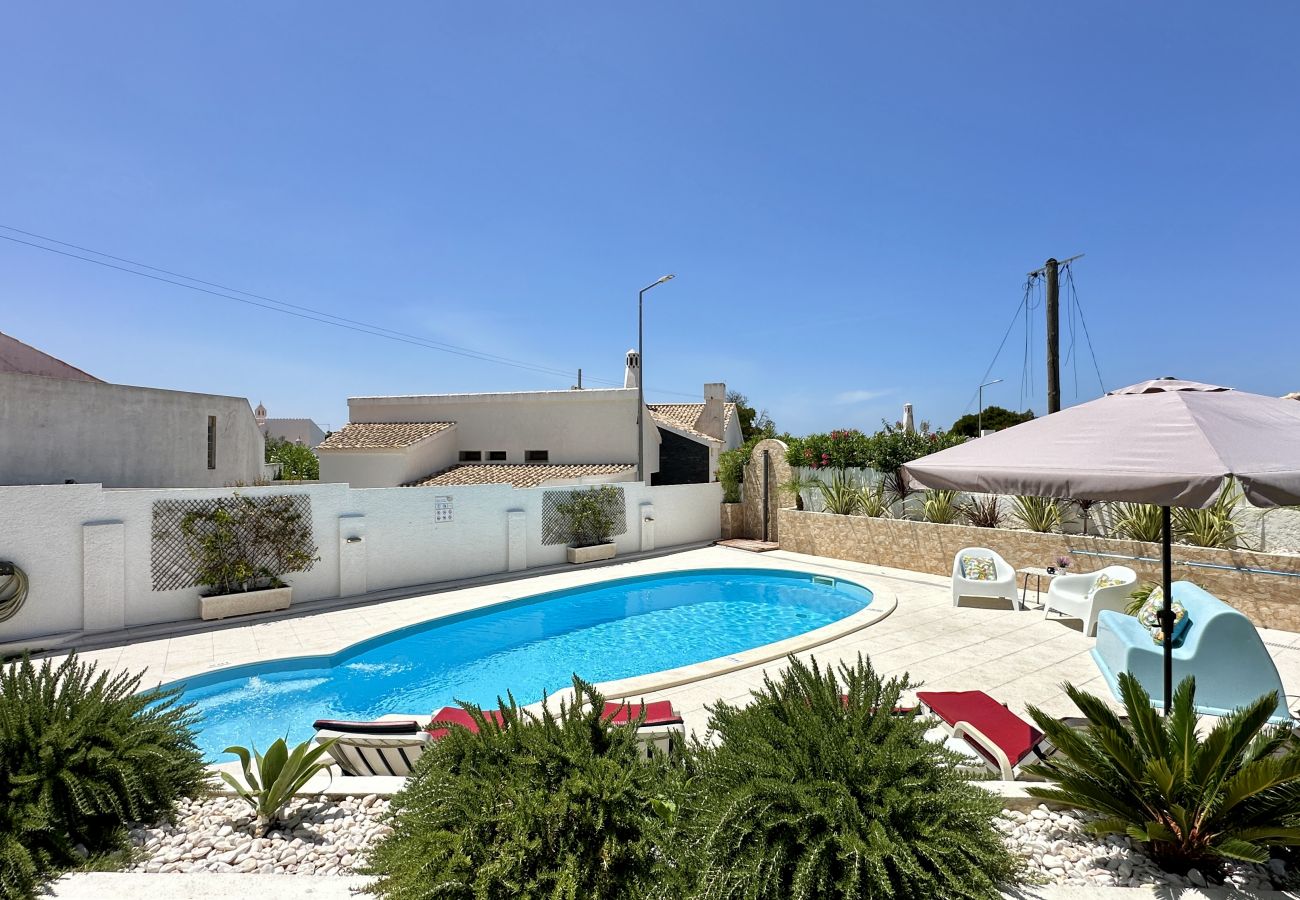Villa em Albufeira - Buganvília | Piscina Privada | 10 Pax | Albufeira