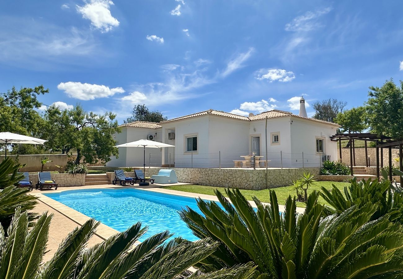 Villa em Tunes - Casa do Campo by Check-in Portugal