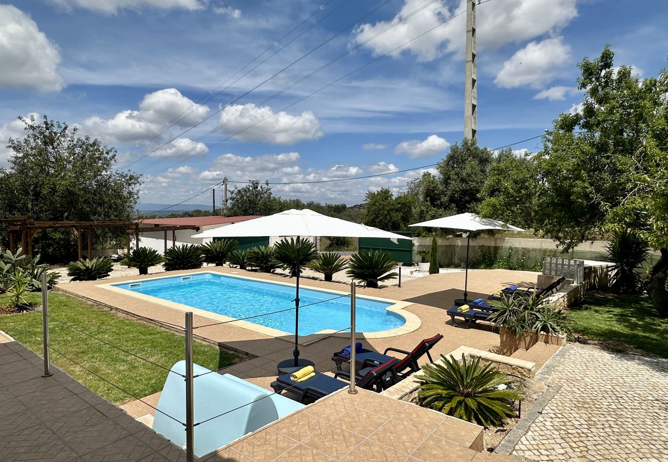 Villa em Tunes - Casa do Campo by Check-in Portugal