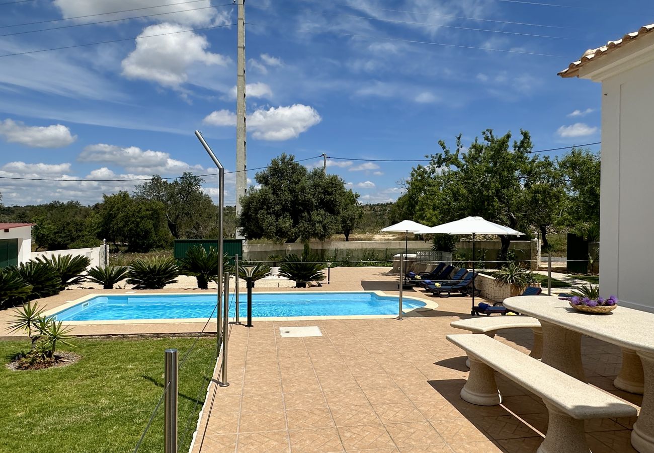 Villa em Tunes - Casa do Campo by Check-in Portugal