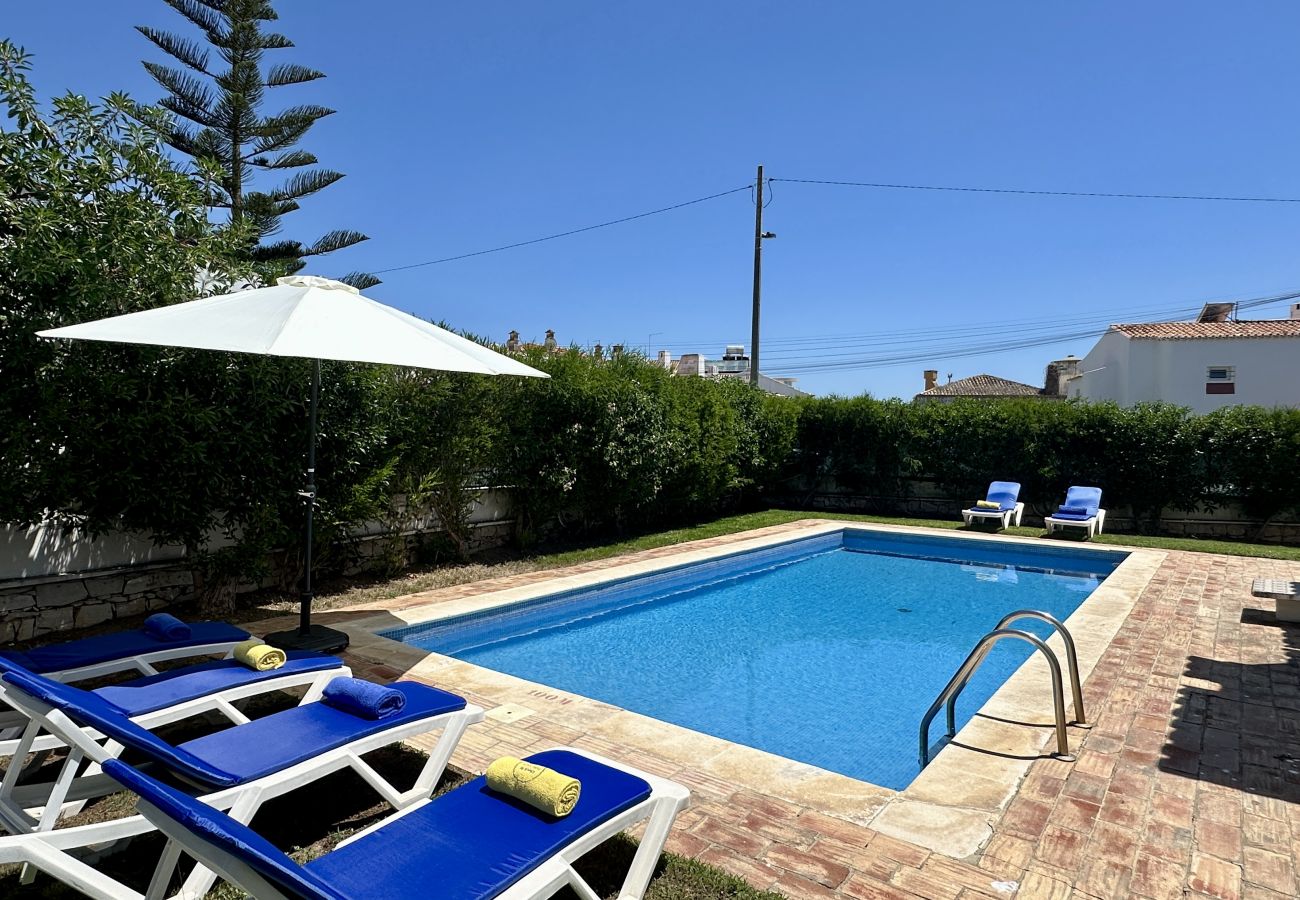 Villa em Albufeira - Strip II by Check-in Portugal