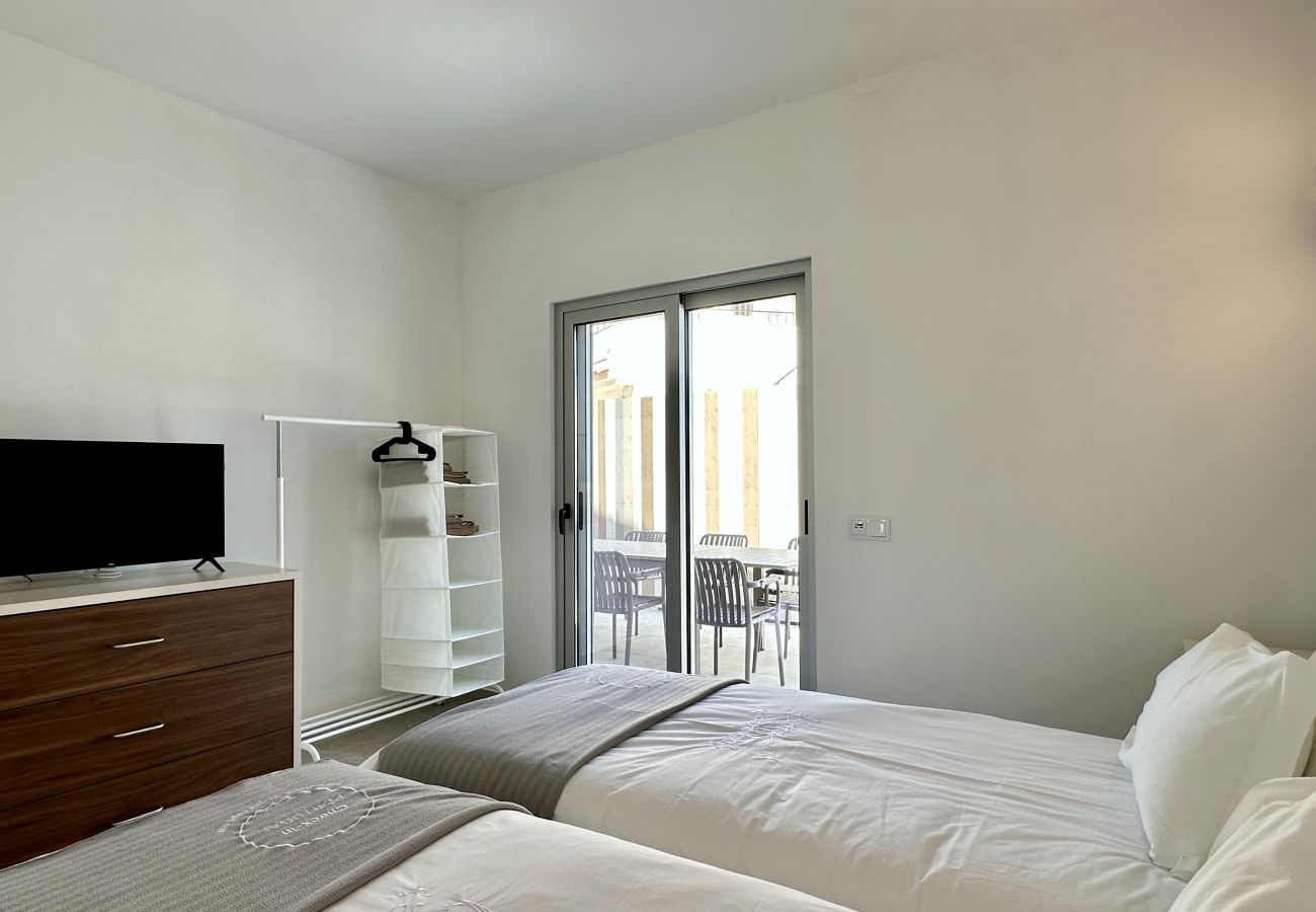 Villa em Quarteira - Alfarroba | Piscina Aquecida | 10 Pax | Quarteira