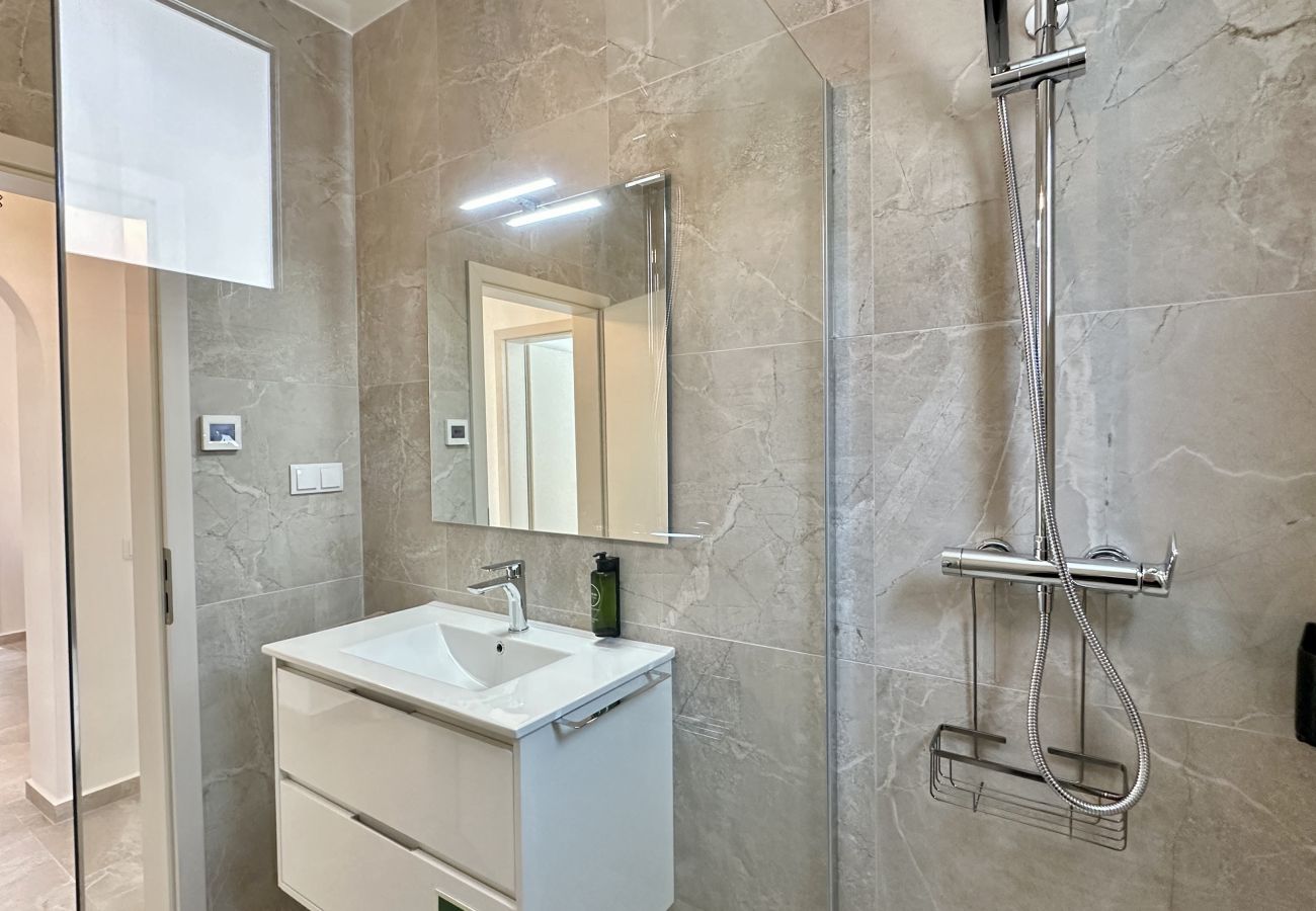 Villa em Quarteira - Alfarroba | Piscina Aquecida | 10 Pax | Quarteira