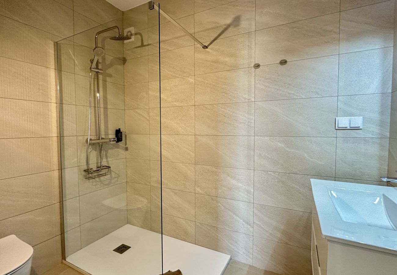 Villa em Quarteira - Alfarroba | Piscina Aquecida | 10 Pax | Quarteira