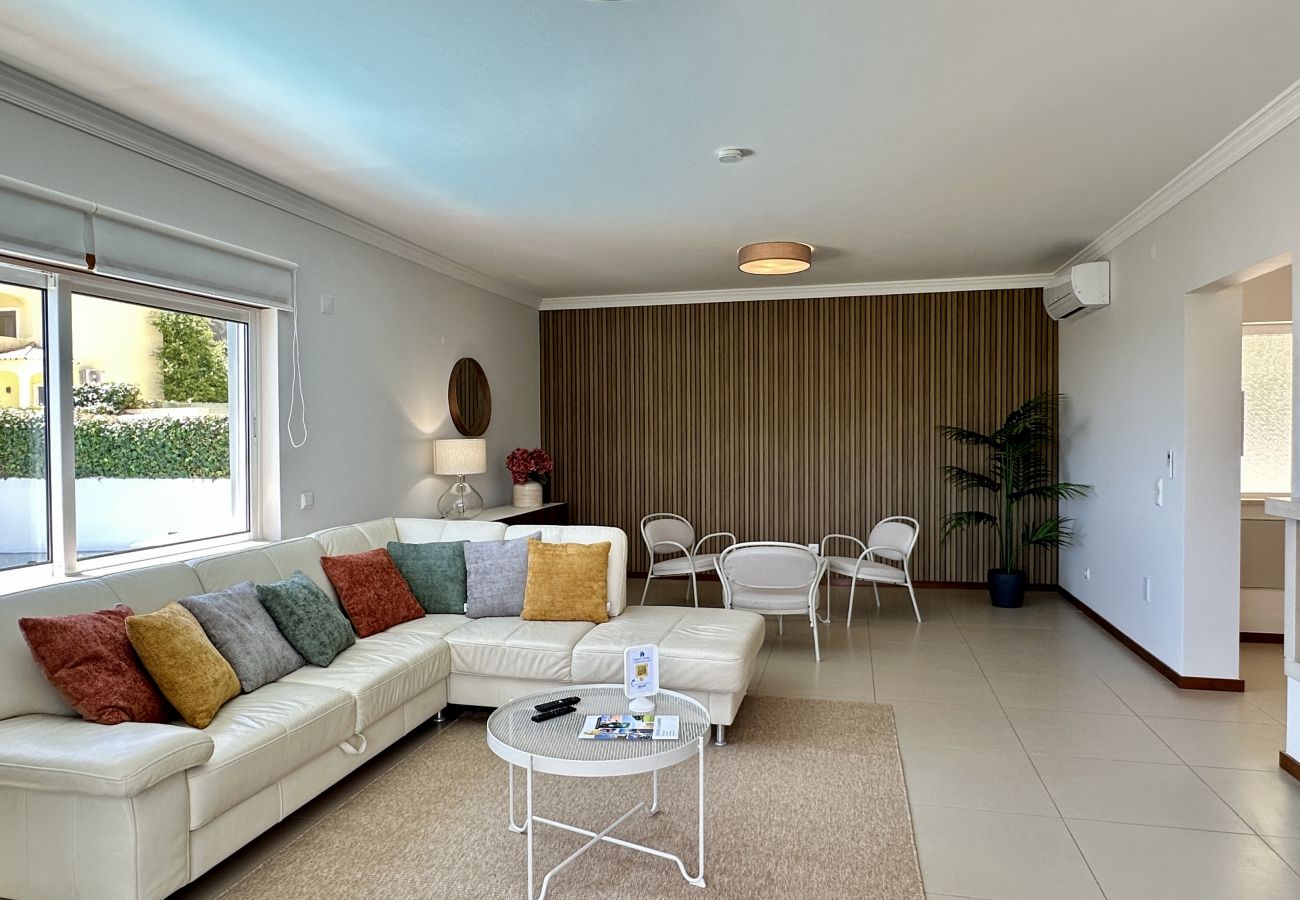 Villa em Albufeira - Águia | Piscina Privada | 10 Pax | Albufeira