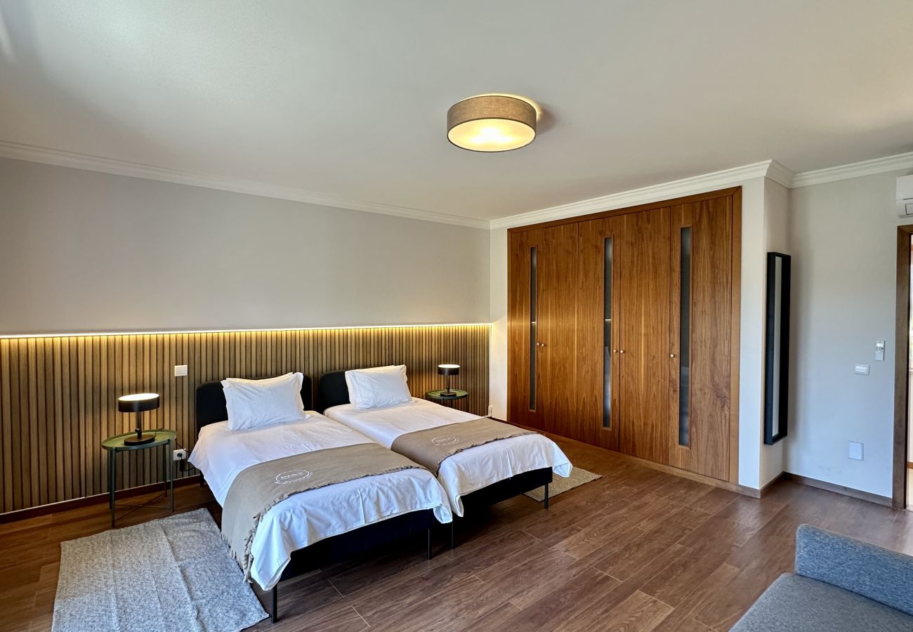 Villa em Albufeira - Águia | Piscina Privada | 10 Pax | Albufeira