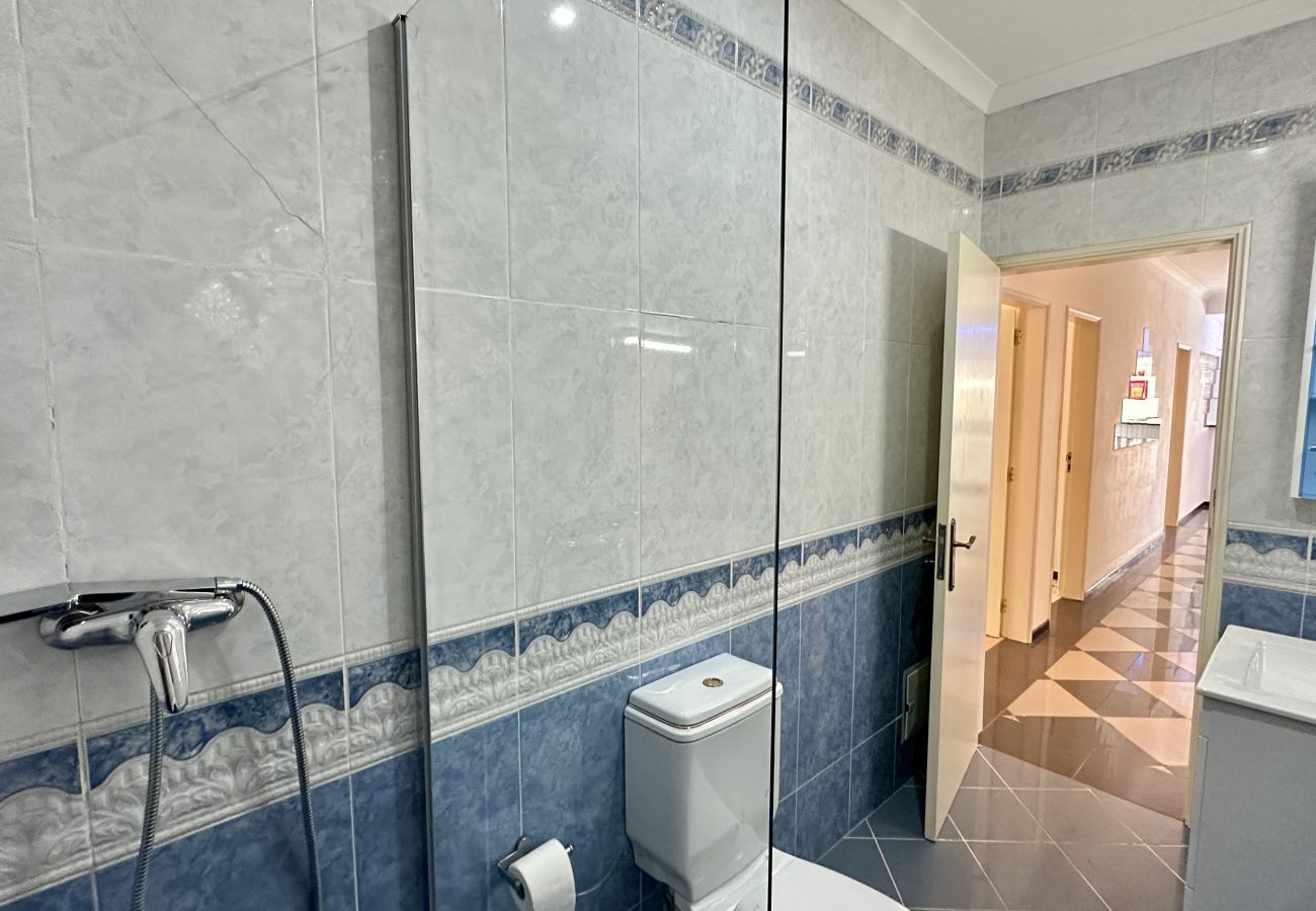Villa em Albufeira - Amarela | Piscina privada | 12 Pax | Albufeira