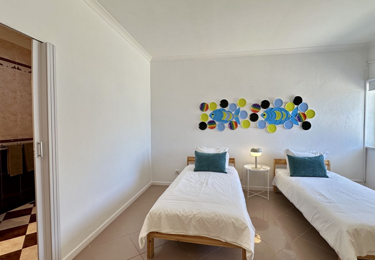 Villa em Albufeira - Amarela | Piscina privada | 12 Pax | Albufeira