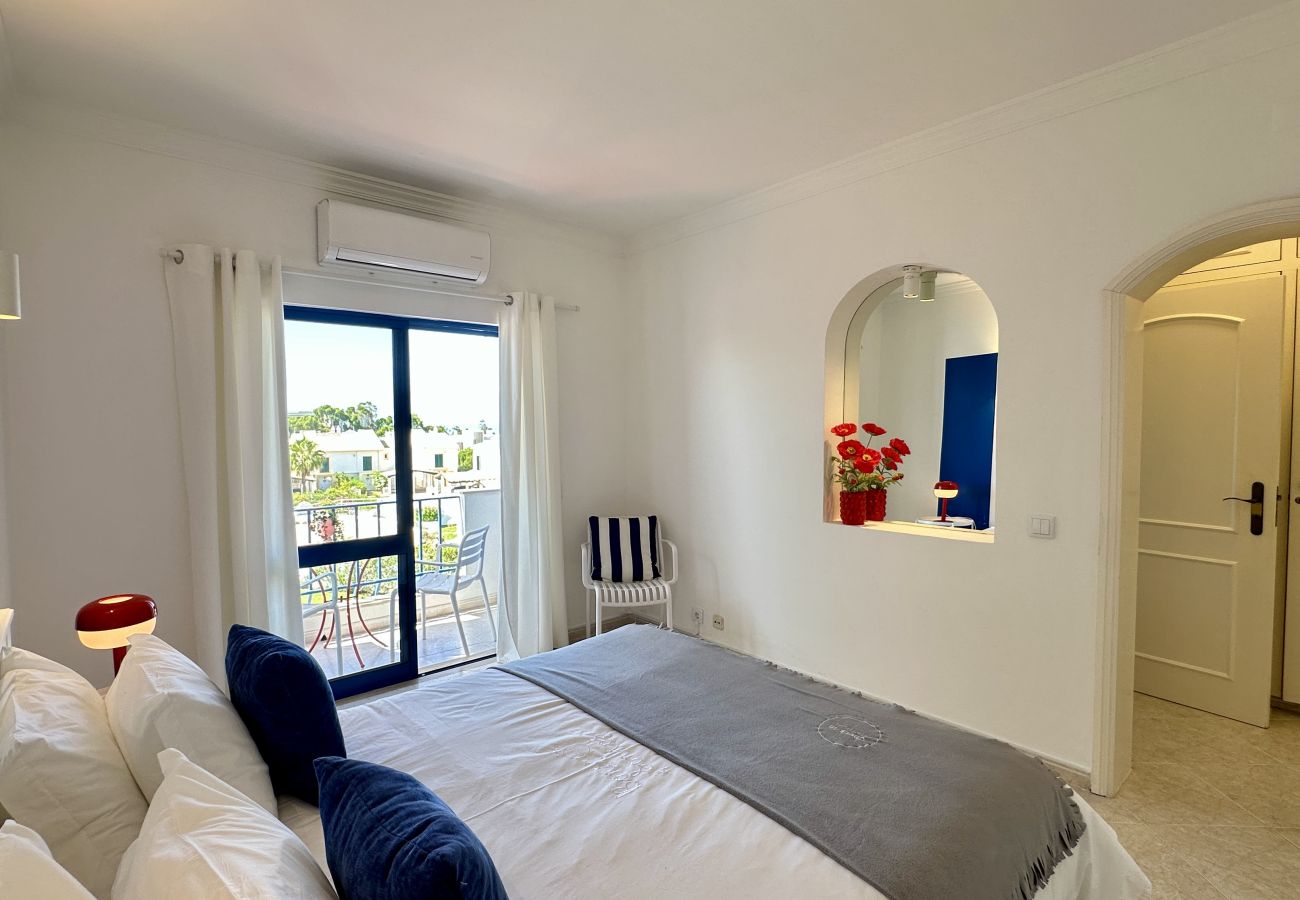 Casa geminada em Albufeira - Jardim da oura 9 | Piscina Comum | 7 P | Albufeira