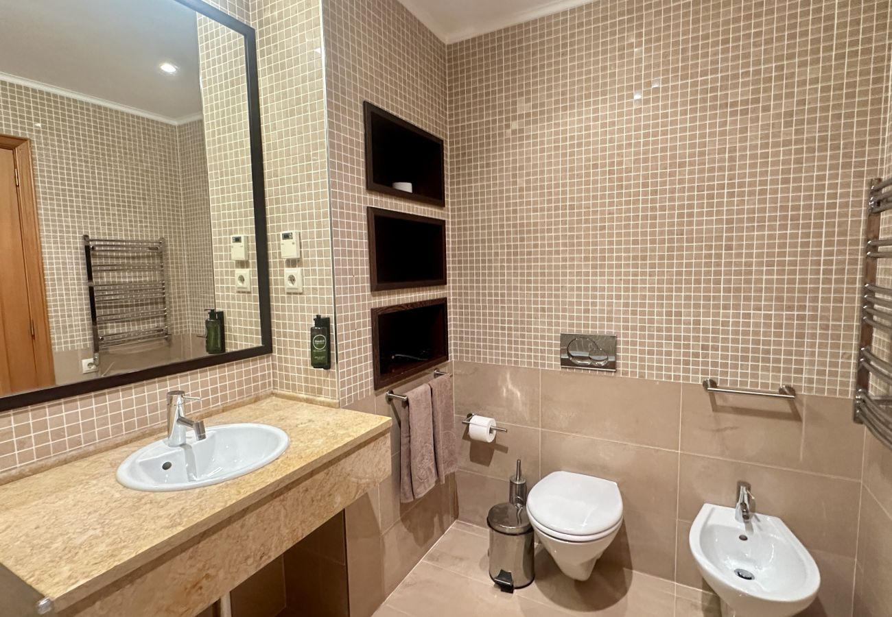 Apartamento em Vilamoura - Vilamoura Residences | Piscinas | Ginásio | 6 Pax