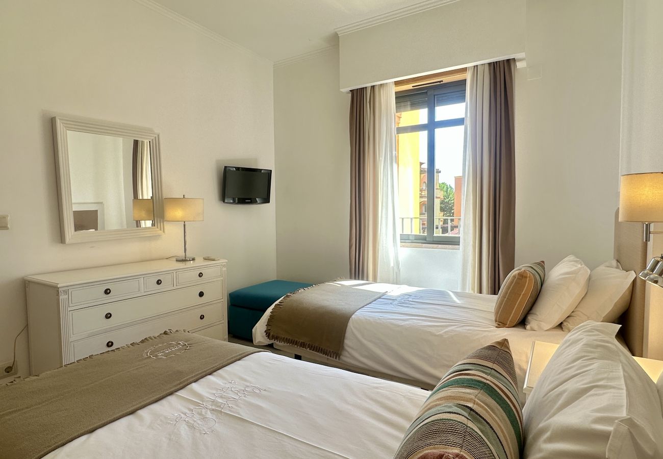 Apartamento em Vilamoura - Vilamoura Residences | Piscinas | Ginásio | 6 Pax