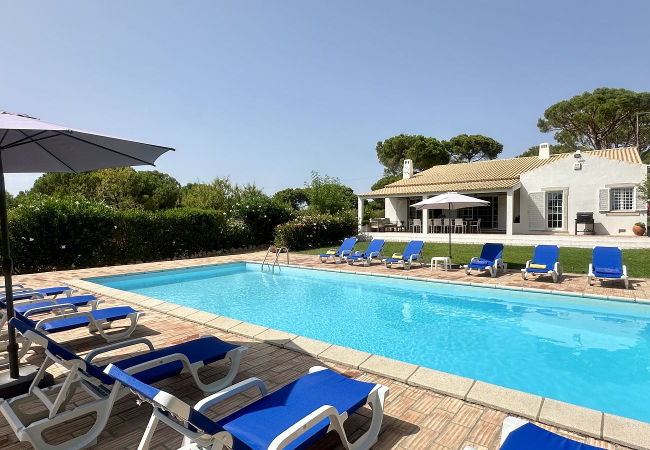 Villa em Vilamoura - Sol | Piscina Privada | 14 Pax | Vilamoura