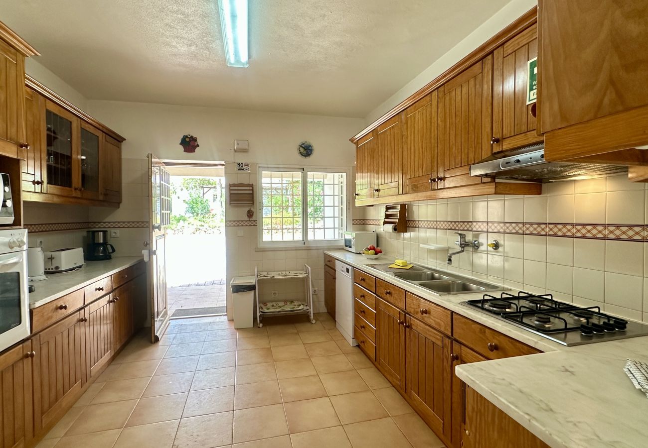 Villa em Vilamoura - Sol | Piscina Privada | 14 Pax | Vilamoura