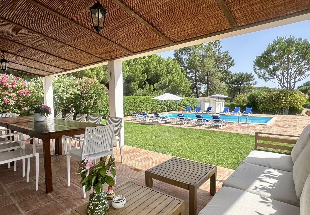 Villa em Vilamoura - Sol | Piscina Privada | 14 Pax | Vilamoura