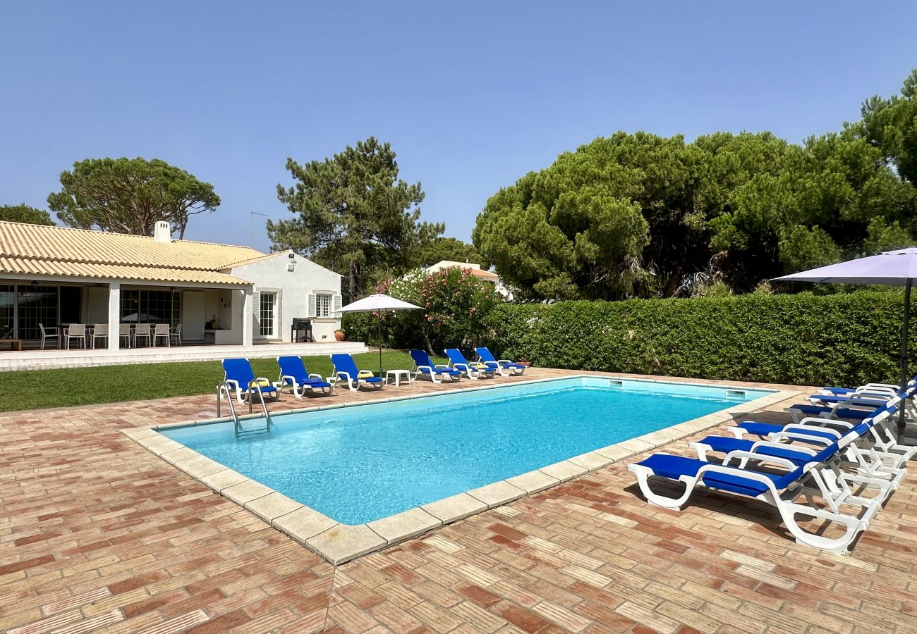Villa em Vilamoura - Sol | Piscina Privada | 14 Pax | Vilamoura