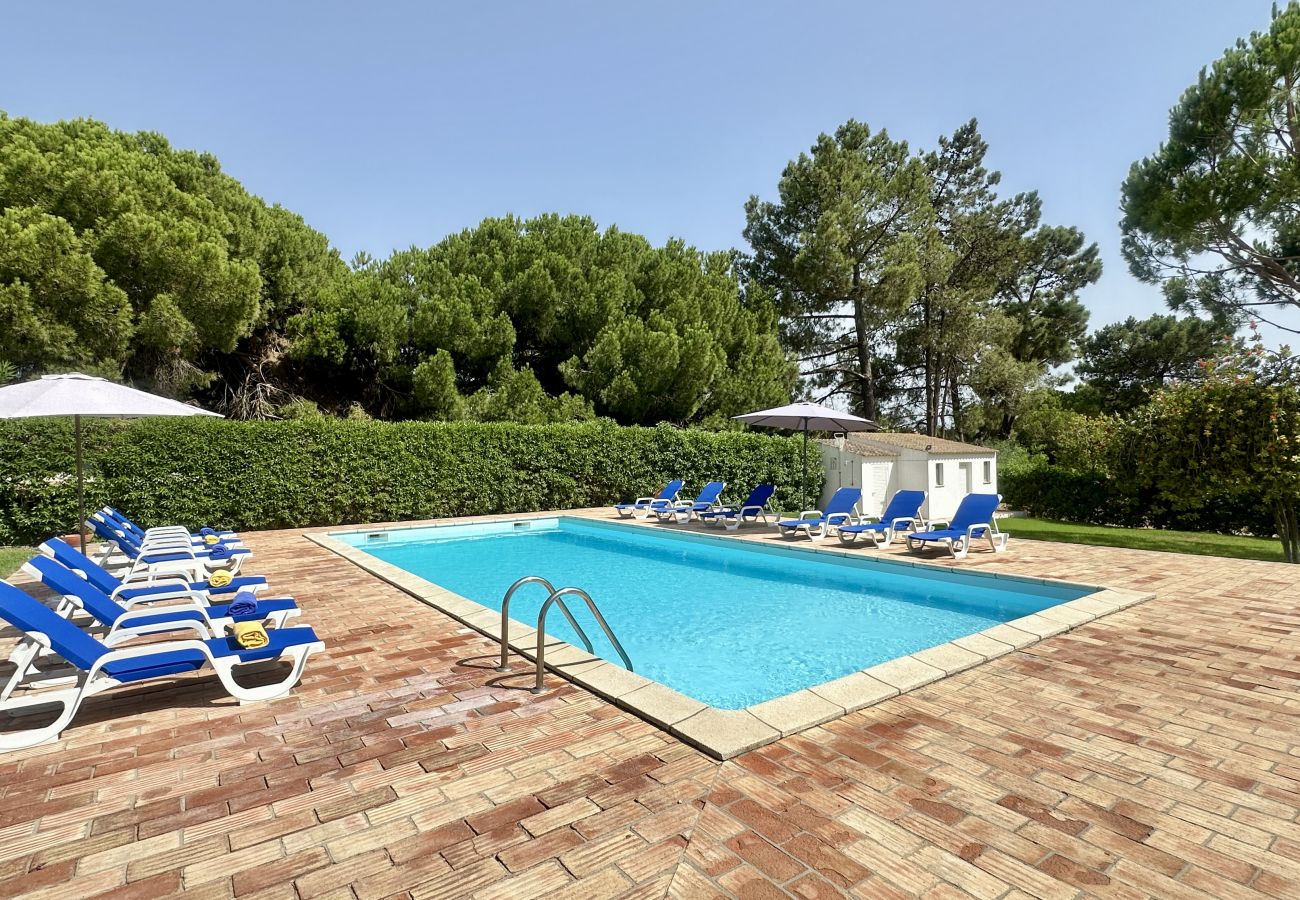 Villa em Vilamoura - Sol | Piscina Privada | 14 Pax | Vilamoura