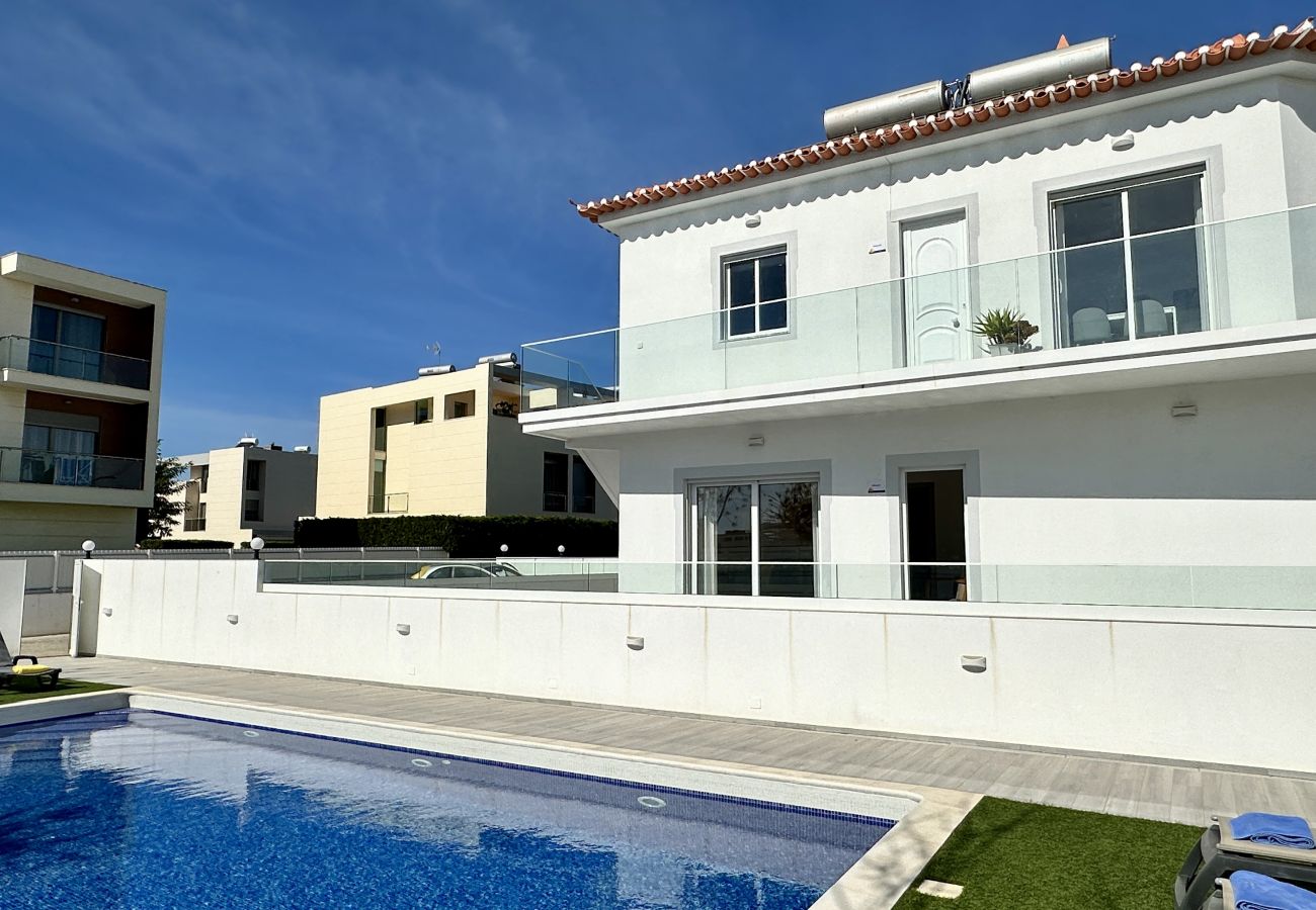 Villa em Albufeira - Hibisco | Piscina Privada | 16 Pax | Albufeira