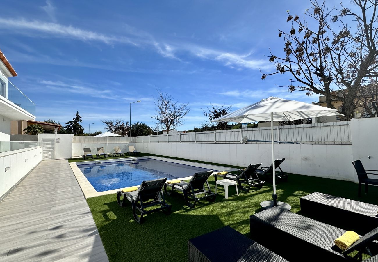 Villa em Albufeira - Hibisco | Piscina Privada | 16 Pax | Albufeira
