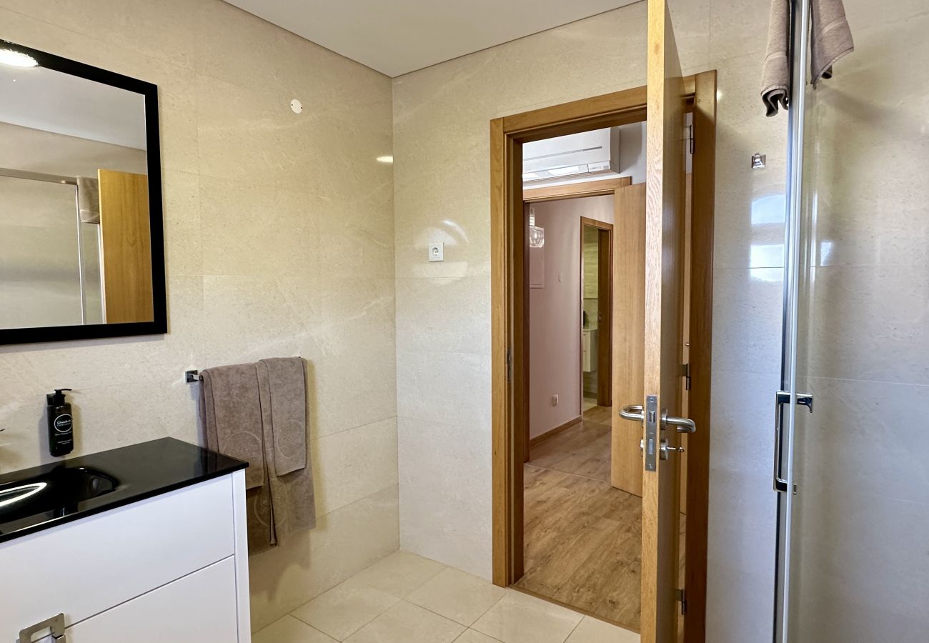 Villa in Albufeira - Alice | Piscina Privada | 10 Pax | Albufeira