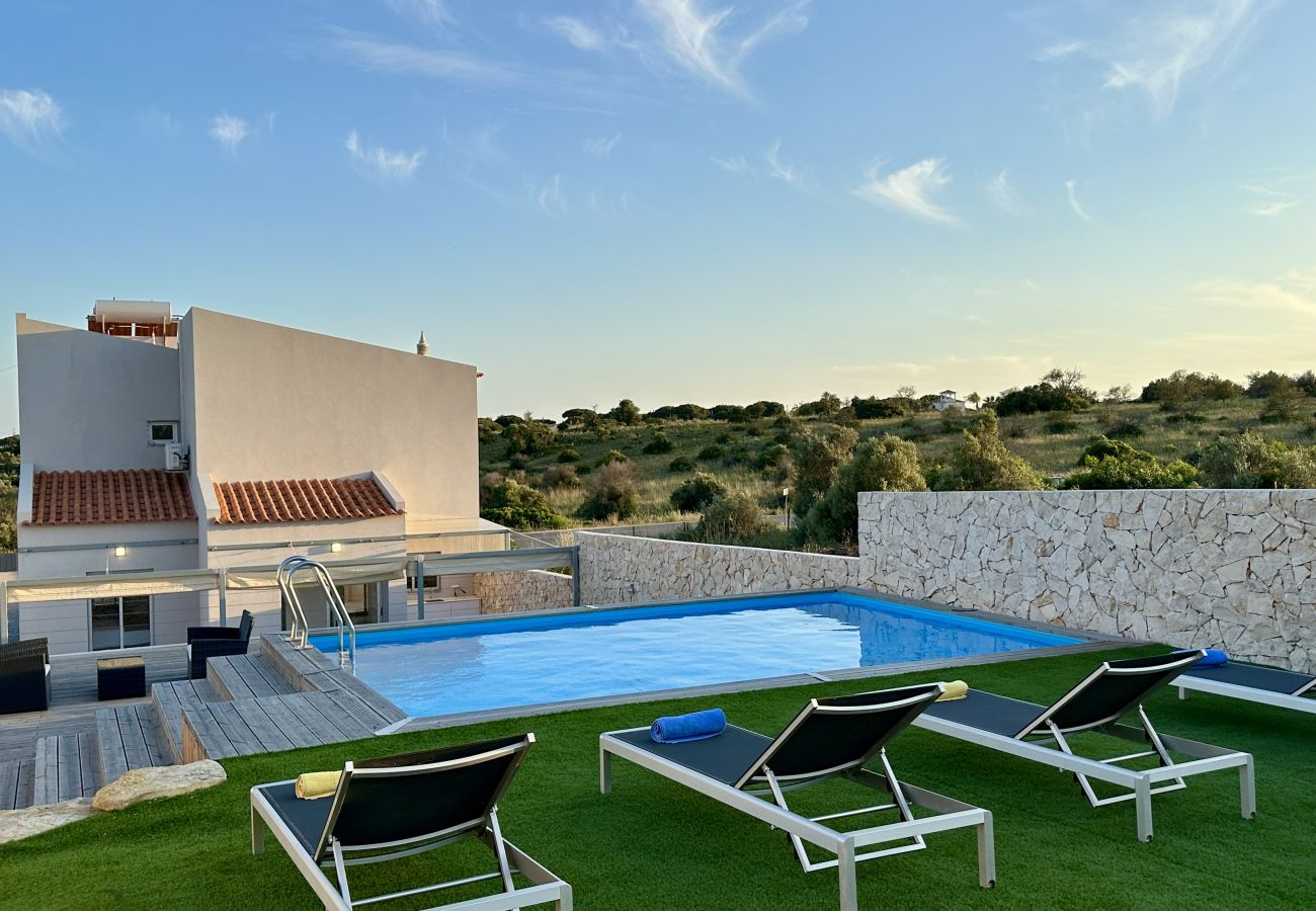 Villa in Quarteira - Cruzeiro by Check-in Portugal
