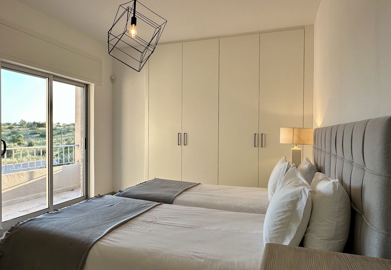 Villa in Quarteira - Cruzeiro by Check-in Portugal