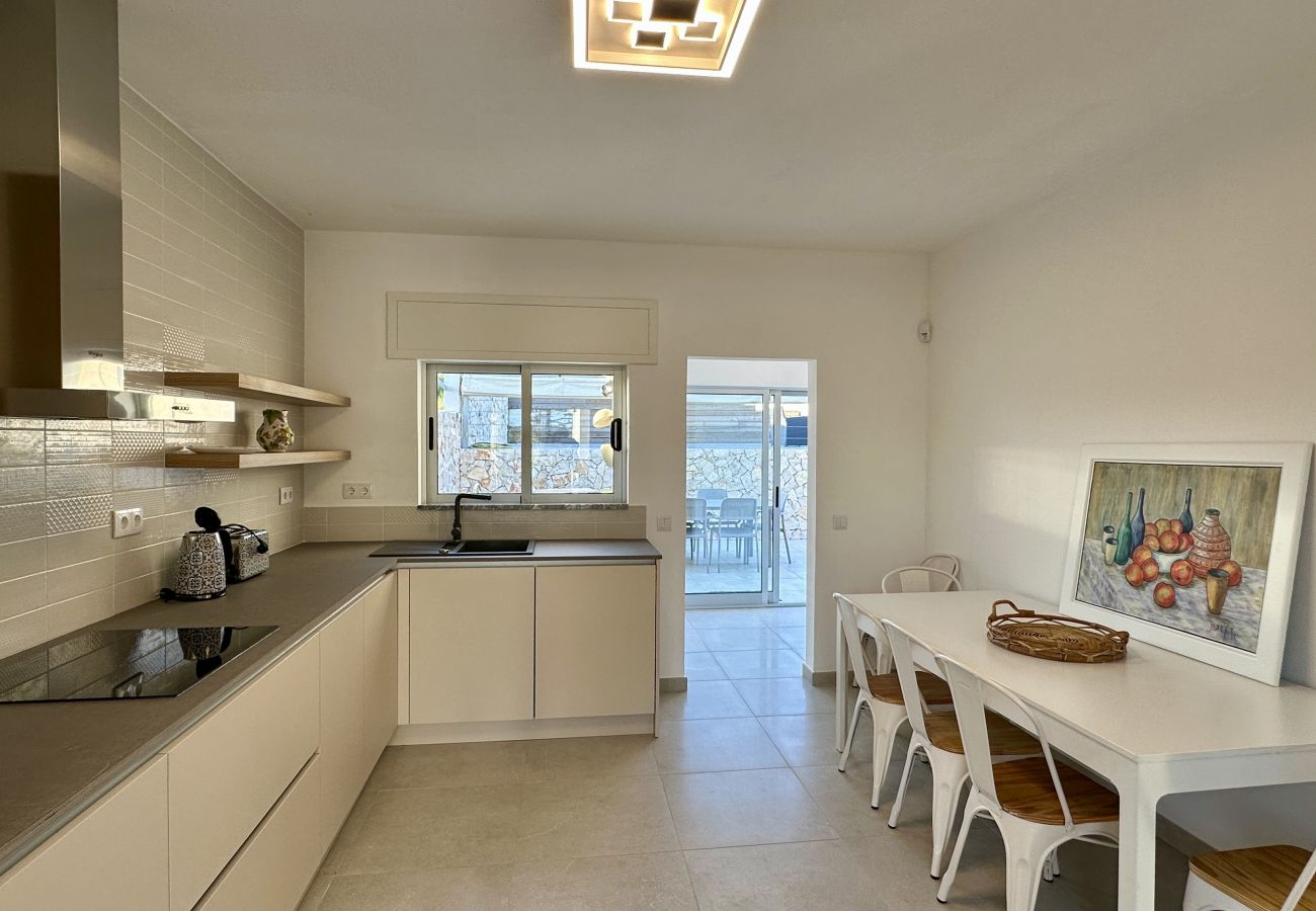 Villa in Quarteira - Cruzeiro by Check-in Portugal