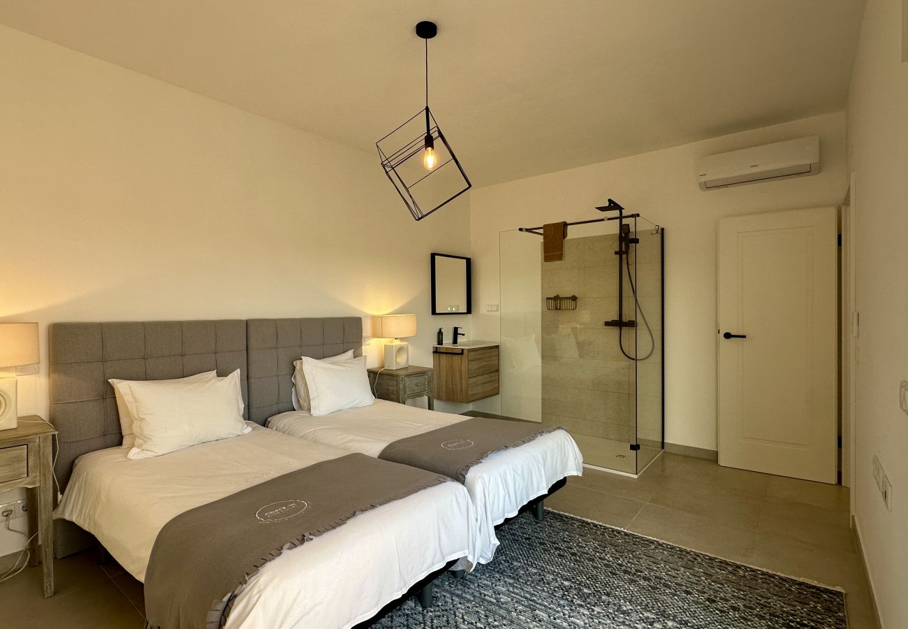 Villa in Quarteira - Cruzeiro by Check-in Portugal