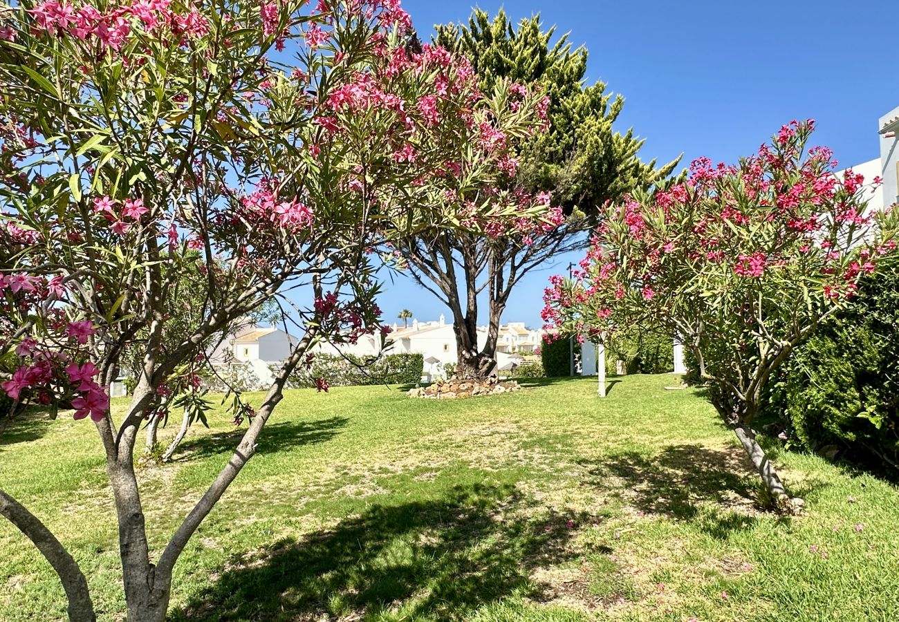 Doppelhaushälfte in Albufeira - Jardim da Oura 9 | Piscina Comum | 7 P | Albufeira