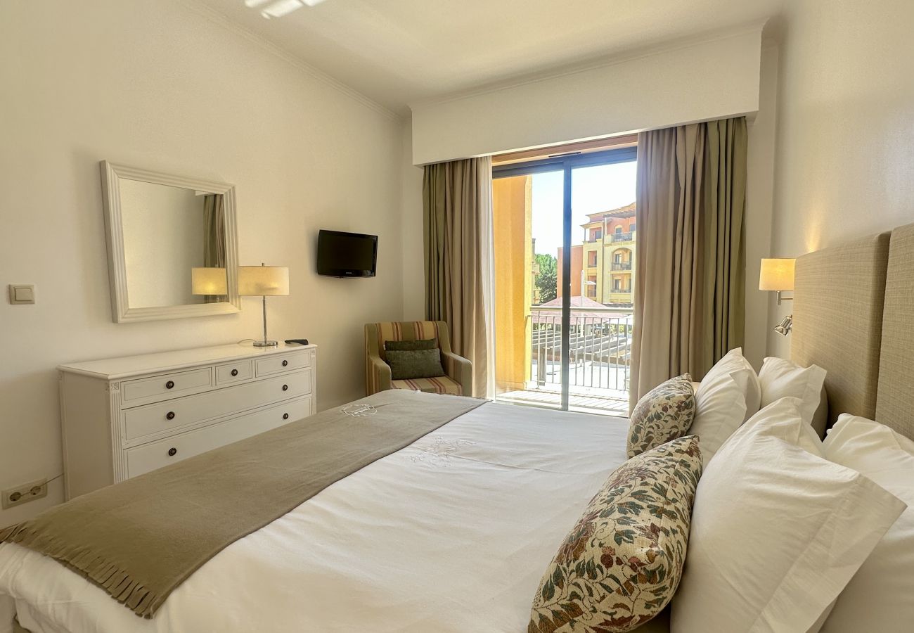 Ferienwohnung in Vilamoura - Vilamoura Residences | Piscinas | Ginásio | 6 Pax